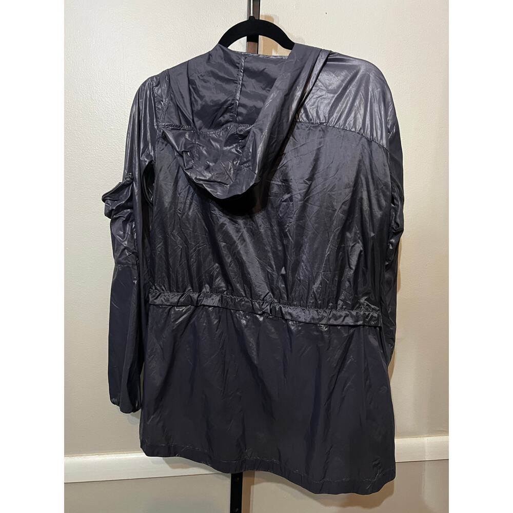 Fabletics Kali Run Jacket Gray Packable Hooded Wi… - image 10